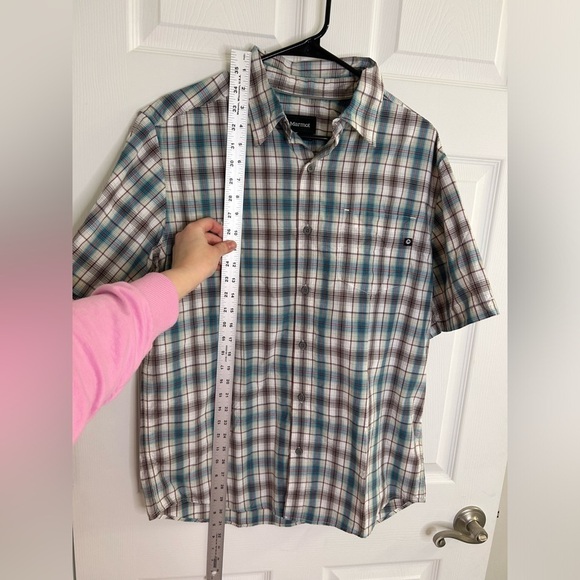 Marmot Shirt Men's Size M Blue White Red Plaid Button Down Short Sleeve - Picture 3 of 8